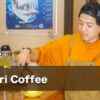 Qmari Coffeeで、佐賀のコーヒー職人が海からインスピレーションを得た一杯を